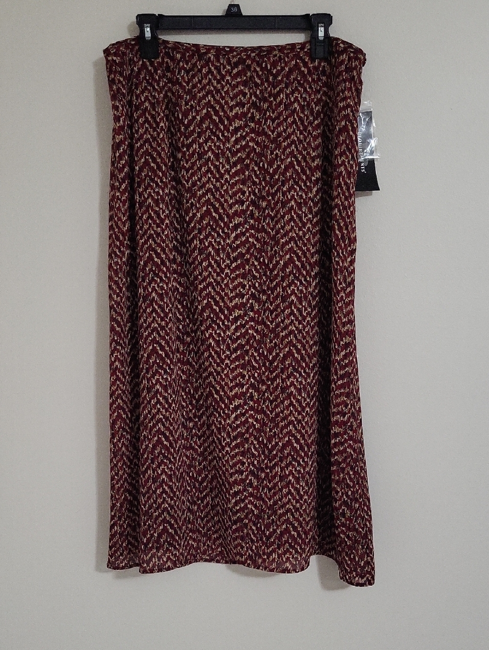 Vintage Requirements Covent Gargen Burgundy Chevron Pattern Maxi Skirt